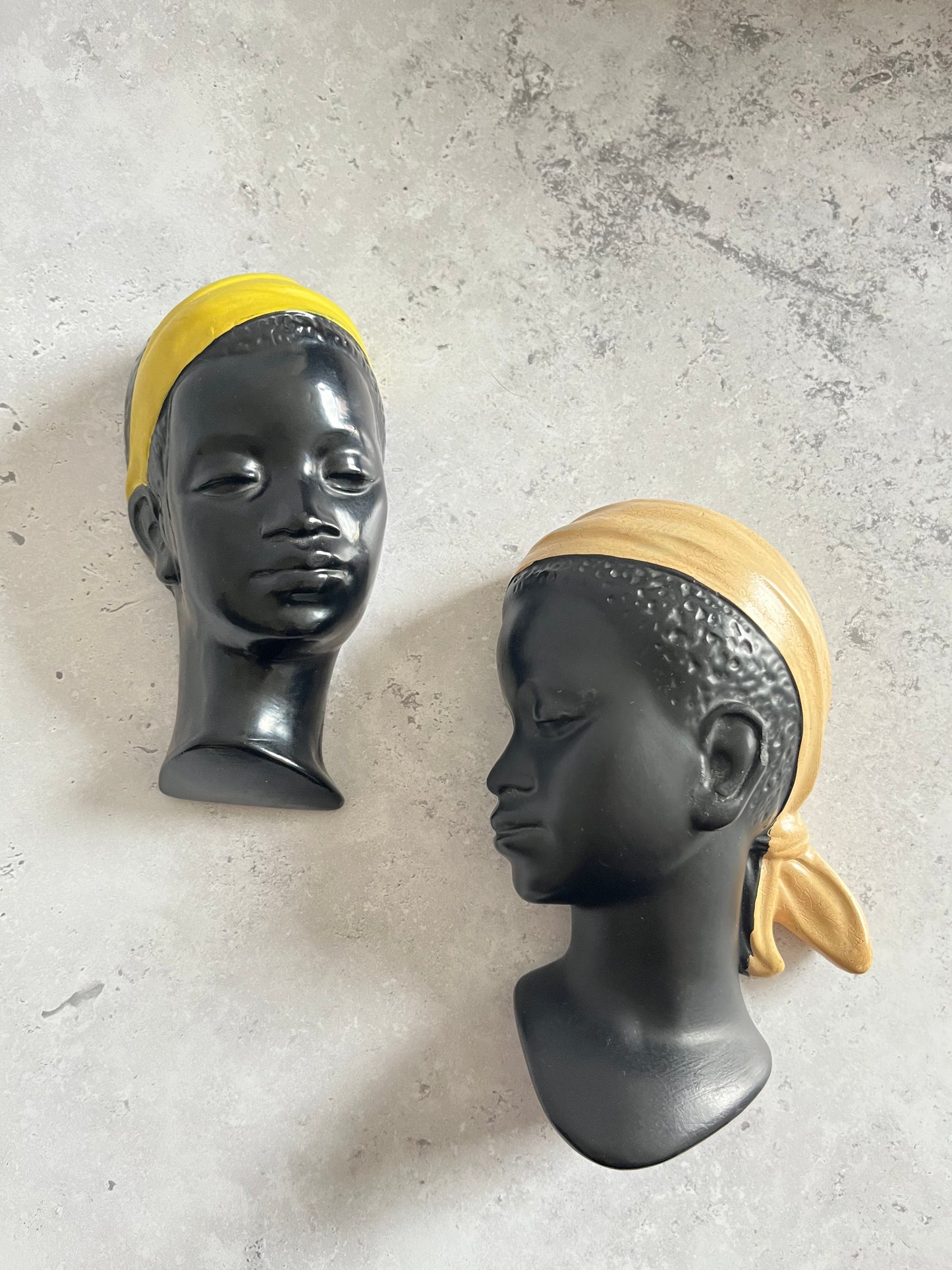 Duron Chalkware Pair Of Profile Head Ornaments Wall Hanging Plaque