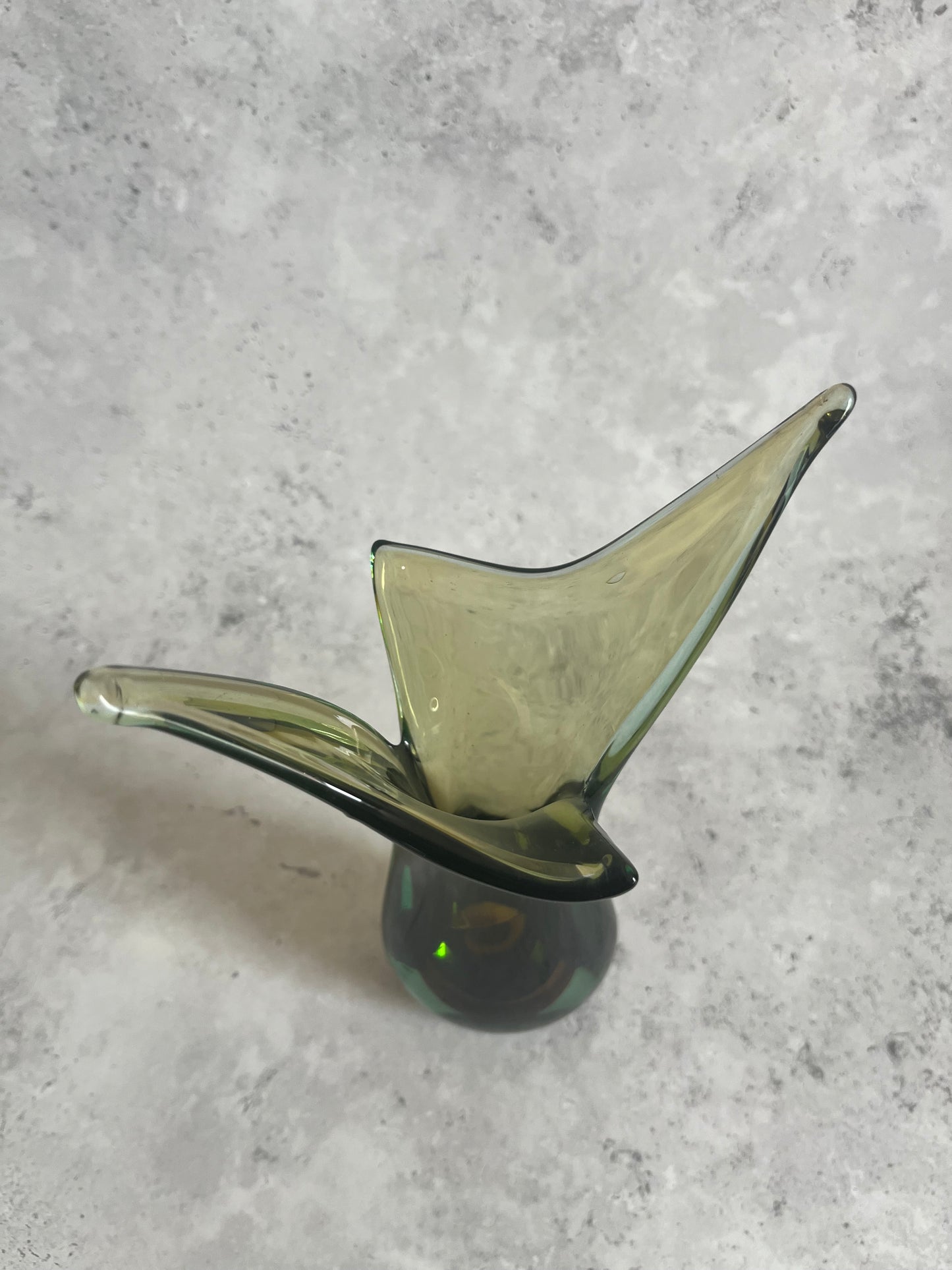 Vintage Murano Sommerso Glass Vase Fishtail or Beak Style Glass Vase
