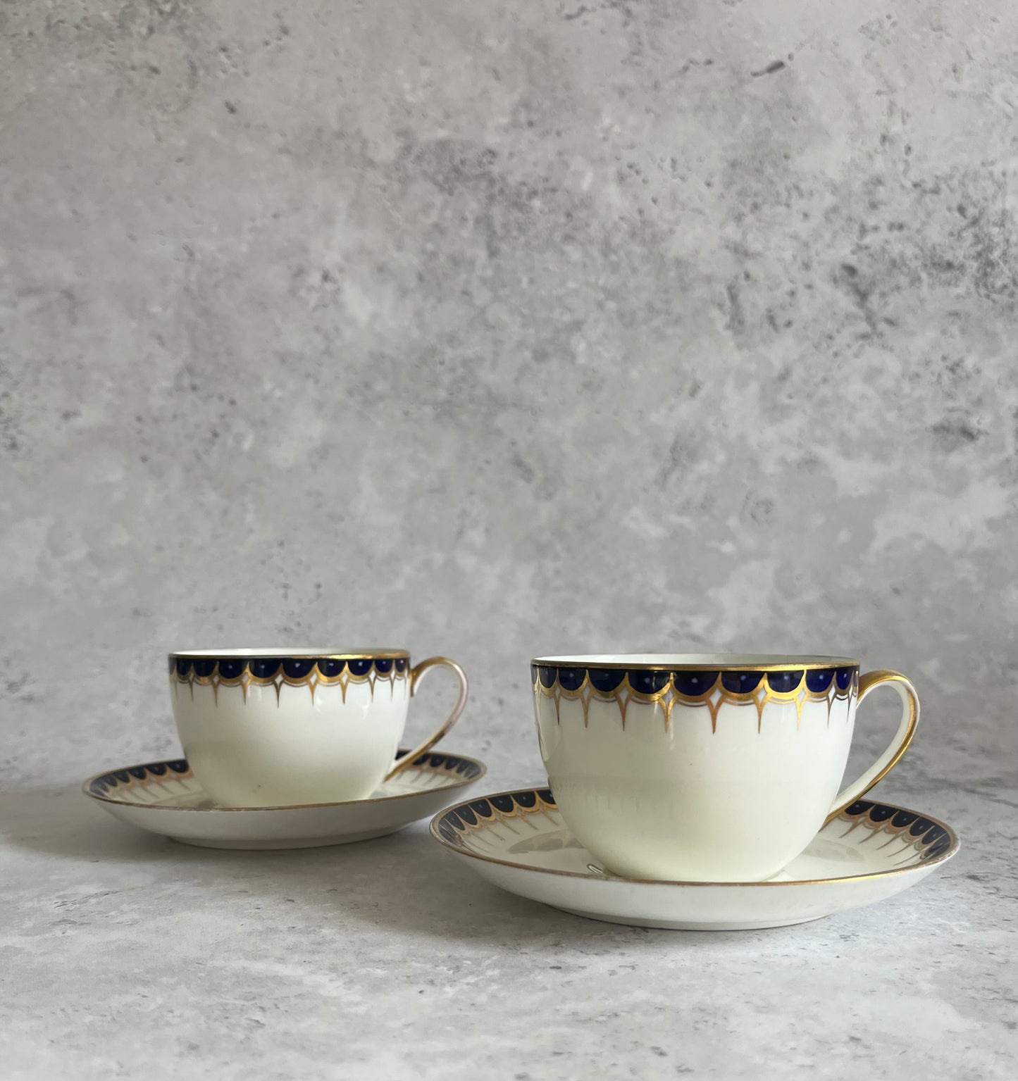 Antique Wedgwood Y1863 Pair Of Tea Cups & Saucers Hand Painted Cobalt Blue Gold Pattern C 1900s