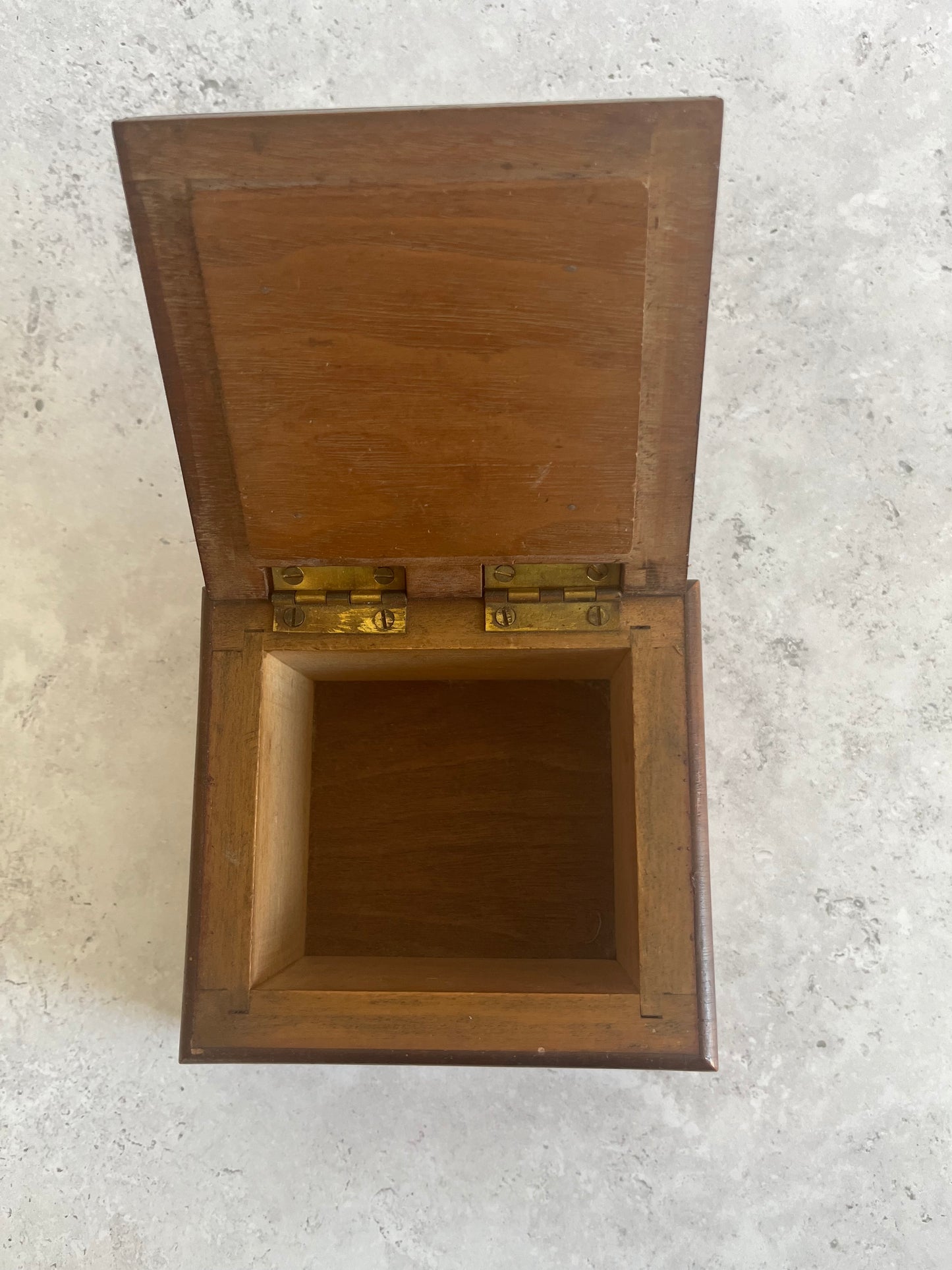 Art Deco Shaped Wooden Box Desktop Storage Box