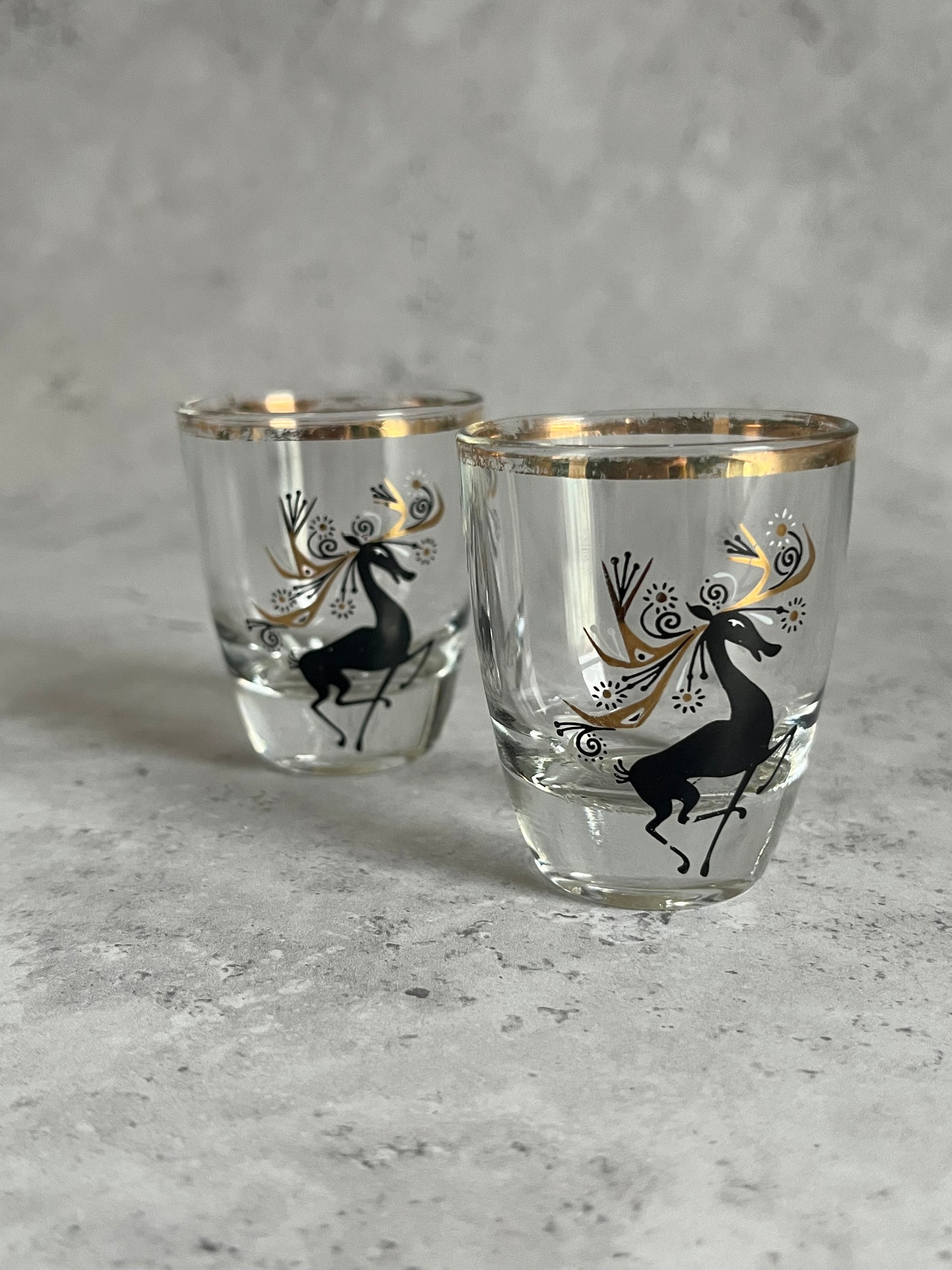 Vintage Set Of Two Clear Shot Glasses Kitsch Christmas Reindeer Design Glasses Retro Barware