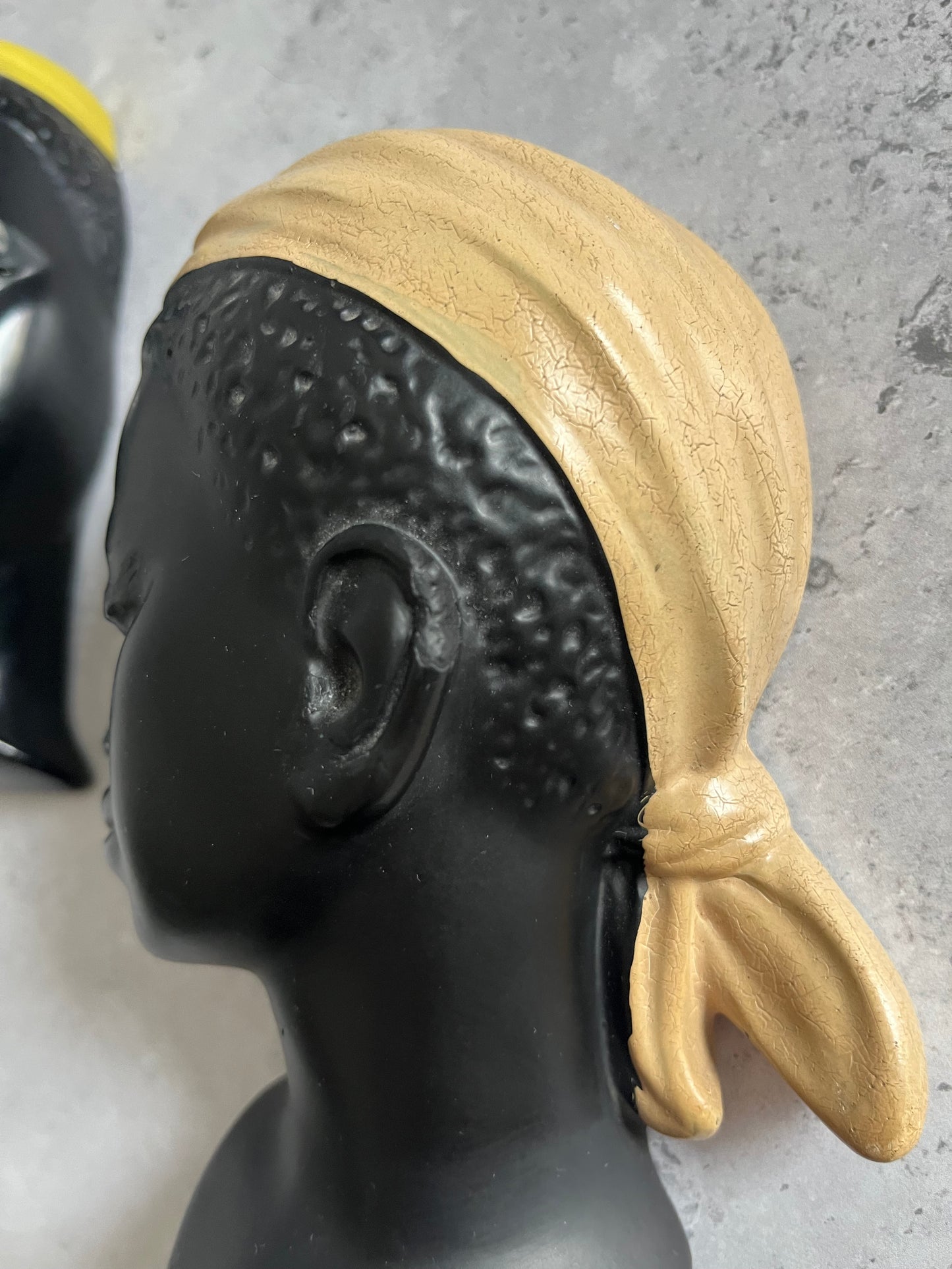 Duron Chalkware Pair Of Profile Head Ornaments Wall Hanging Plaque