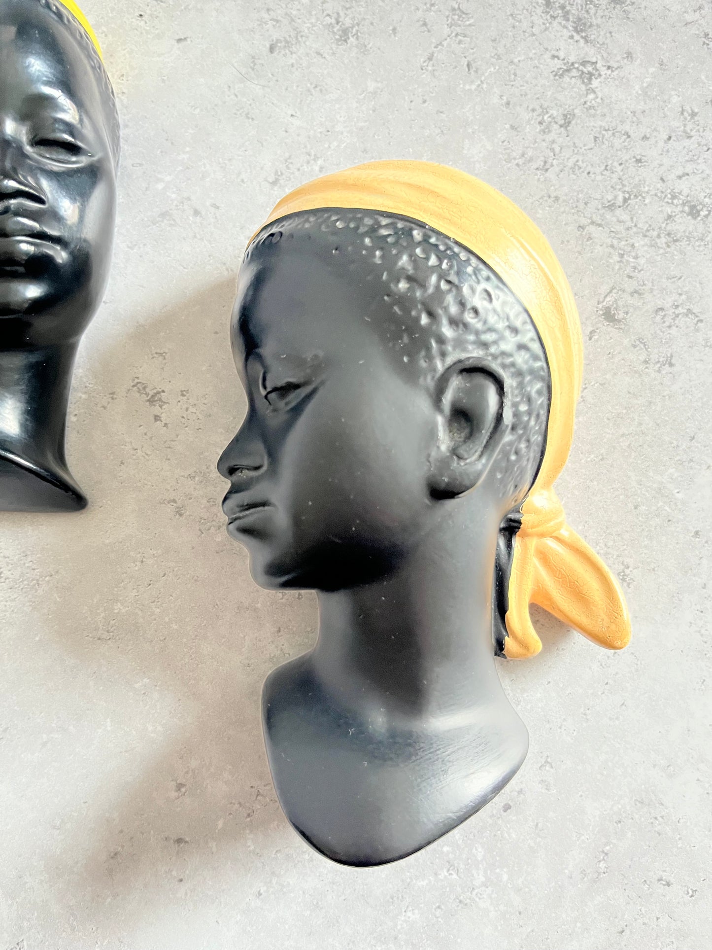 Duron Chalkware Pair Of Profile Head Ornaments Wall Hanging Plaque