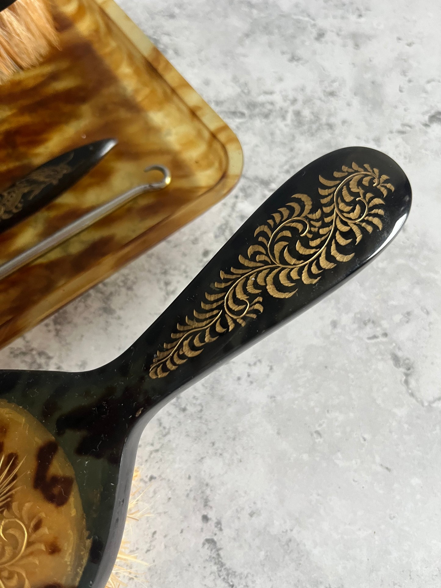 Vintage Early 20thC Faux Tortoiseshell 7 Piece Vanity Set Gold Dragon Engraved Design