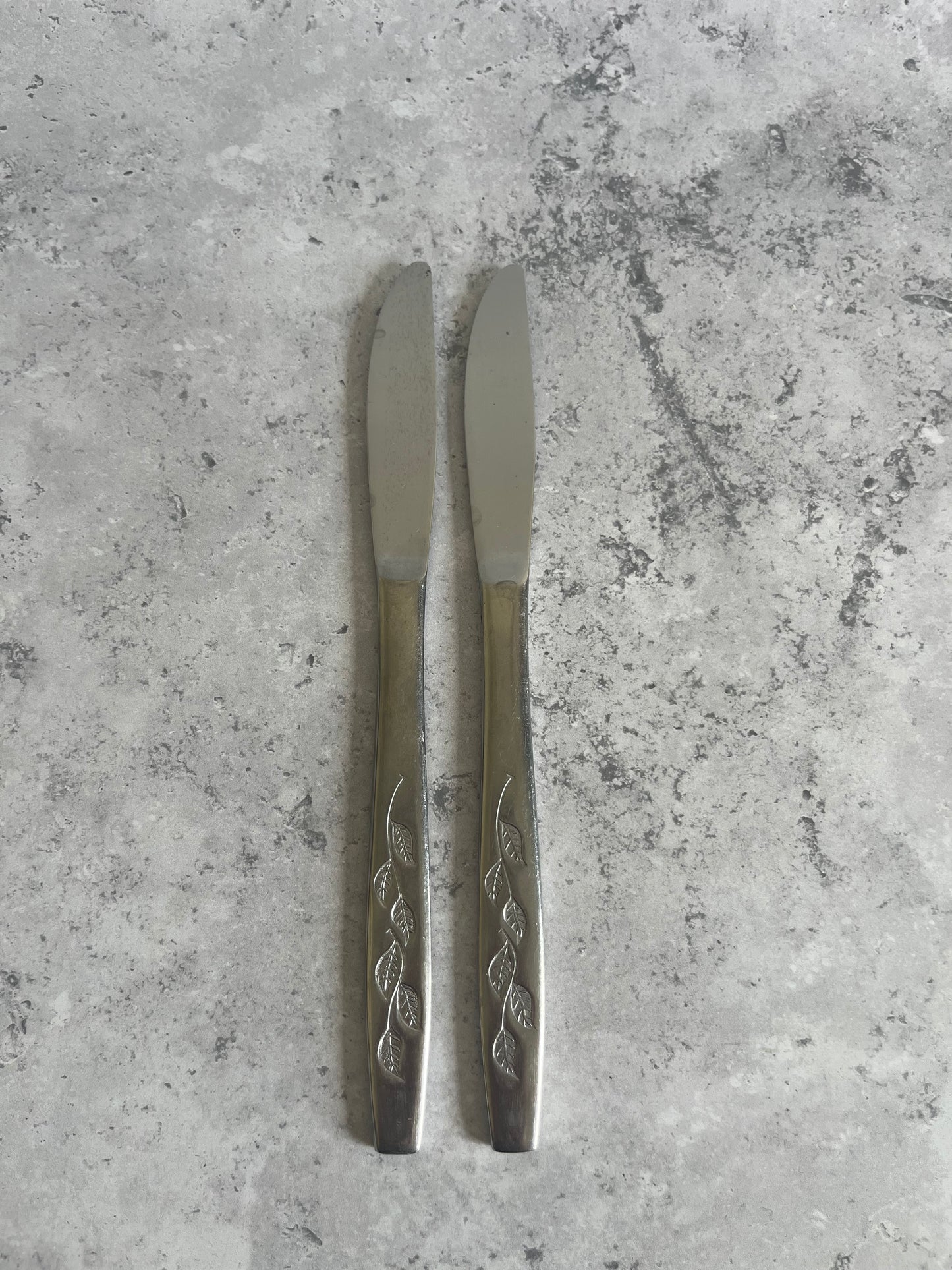 National Stainless Haiti Leaf Pattern Set Of 2 Vintage Table Knives Stainless Steel Cutlery