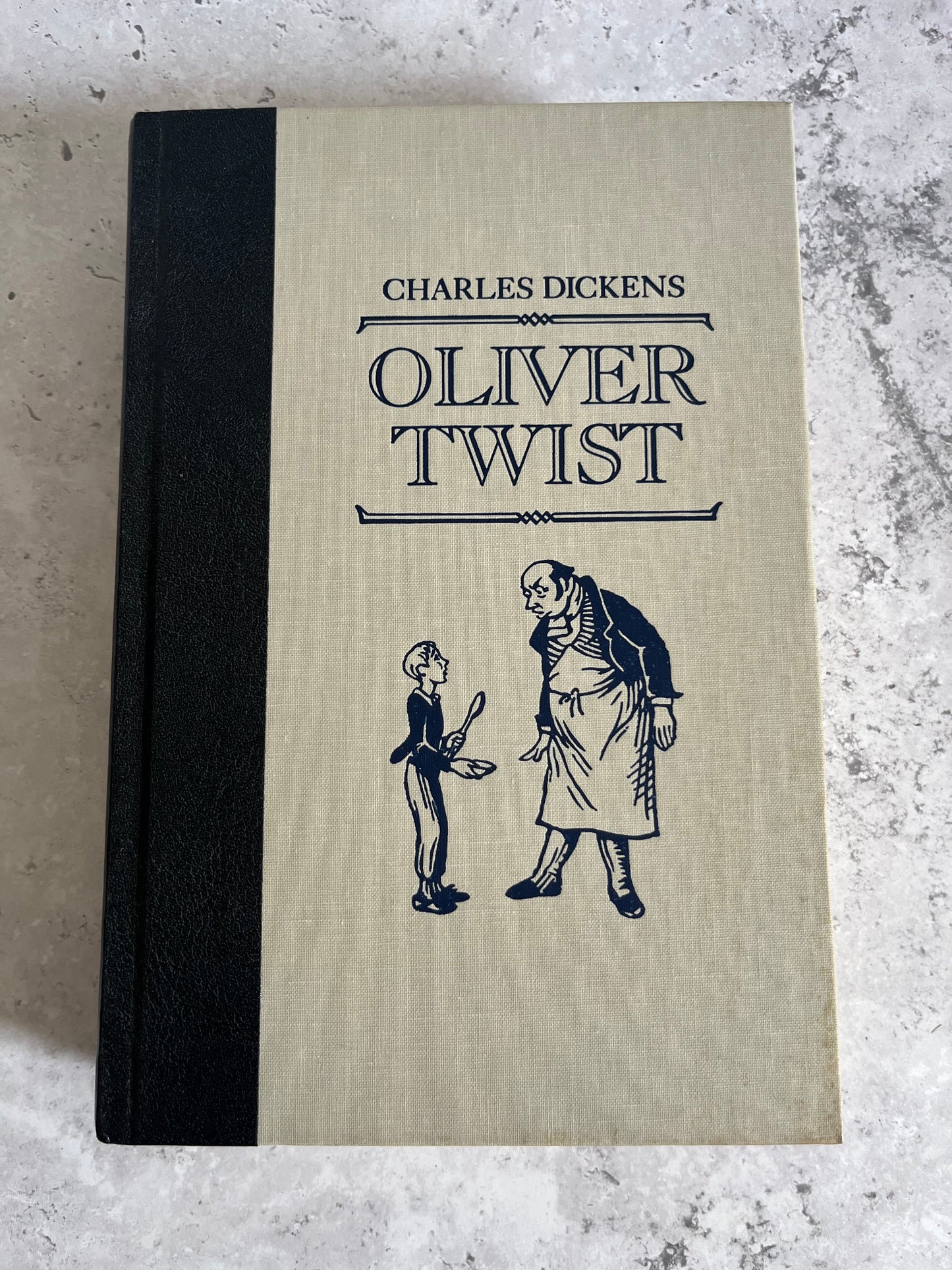 Oliver Twist By Charles Dickens 2002 Readers Digest Illustrated Edition Hardback Book