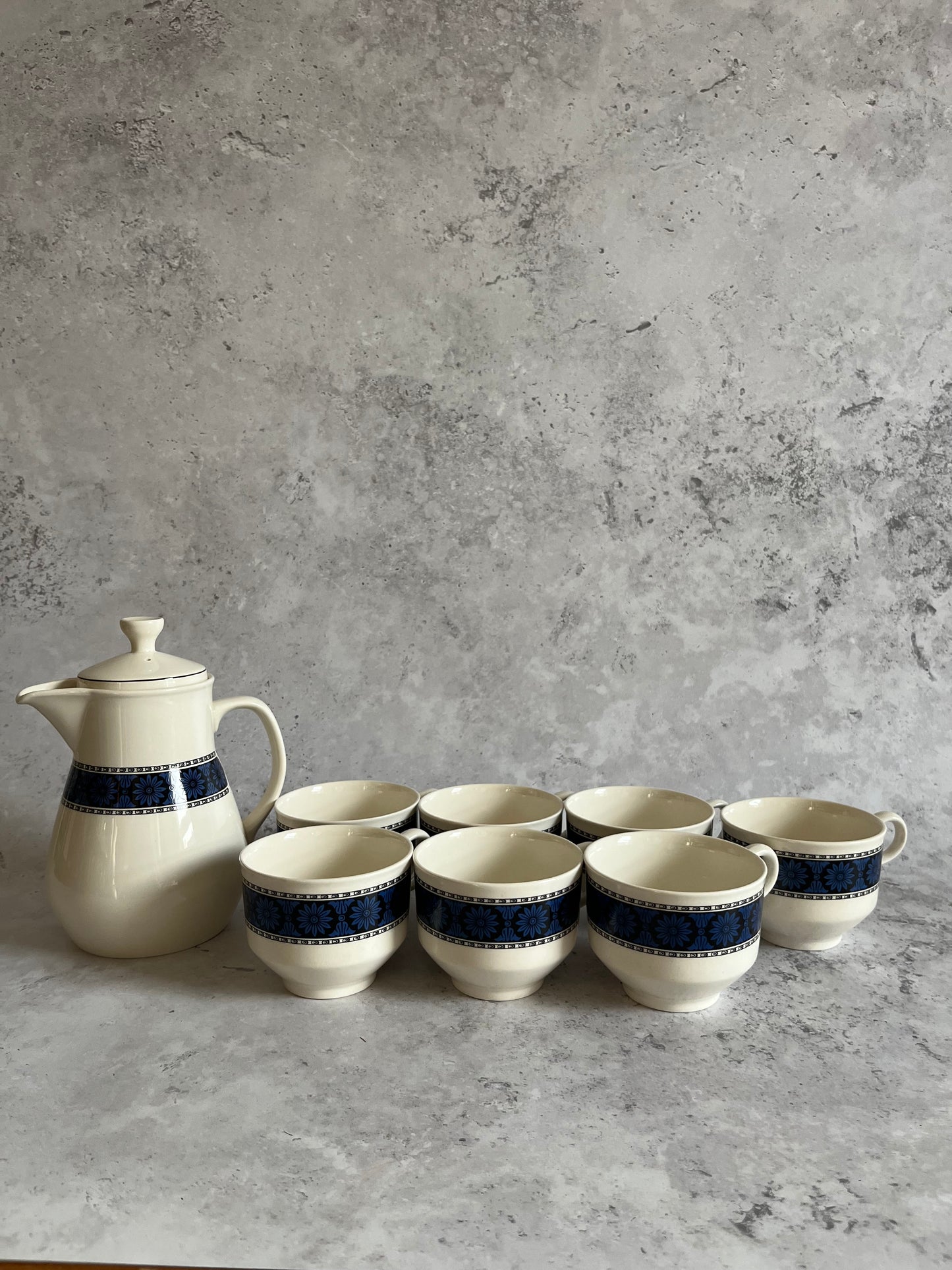 Vintage Wedgwood Tea Set With Coffee Pot & 7 Coffee Cups Argosy Pattern 1960’s Style