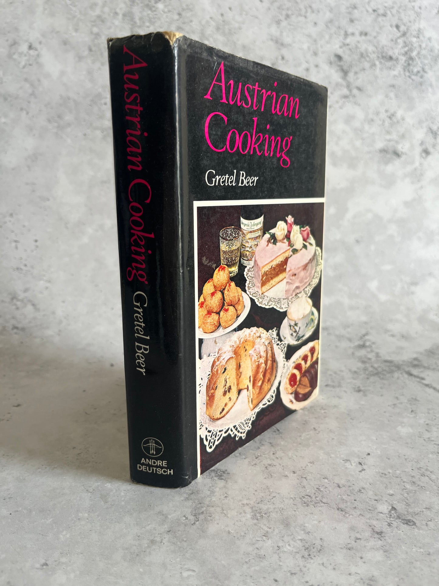 Austrian Cooking By Gretel Beer Vintage 1970 Hardback Cook Book