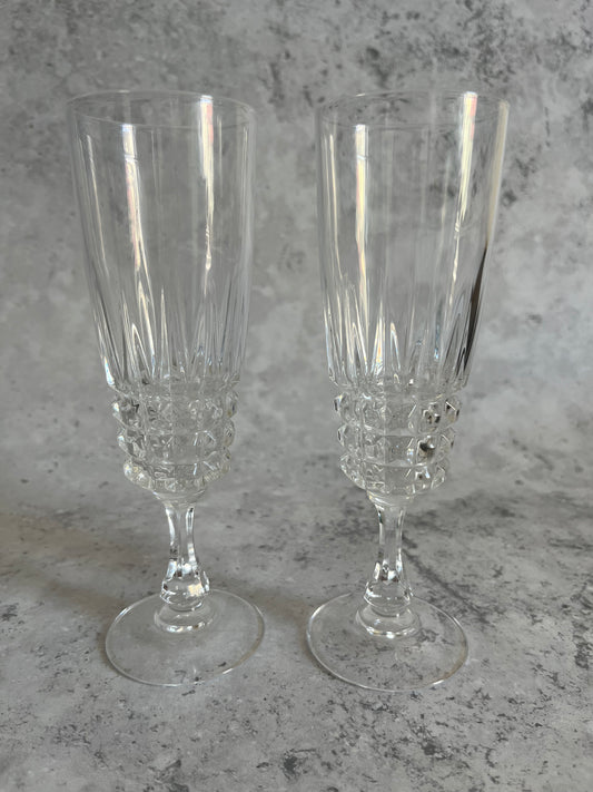 Vintage French Cristal D’Arques Tuilleries Villandry Pair Of Champagne Flutes