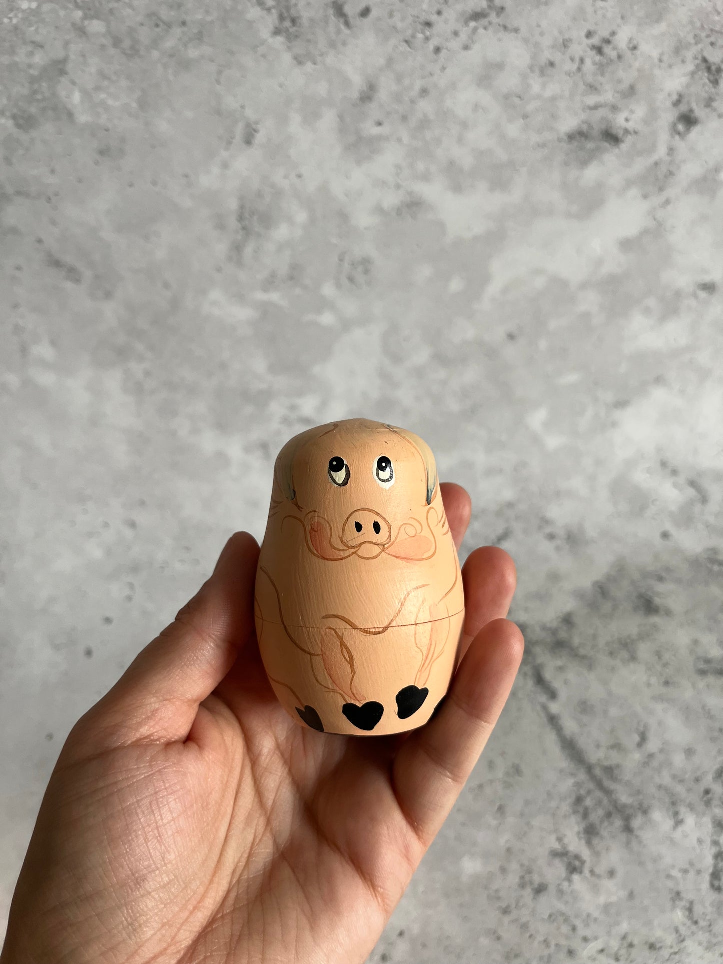 Vintage Hand-Painted Wooden Pig Themed Nesting Dolls Set Of 5 Animal Themed Ornaments