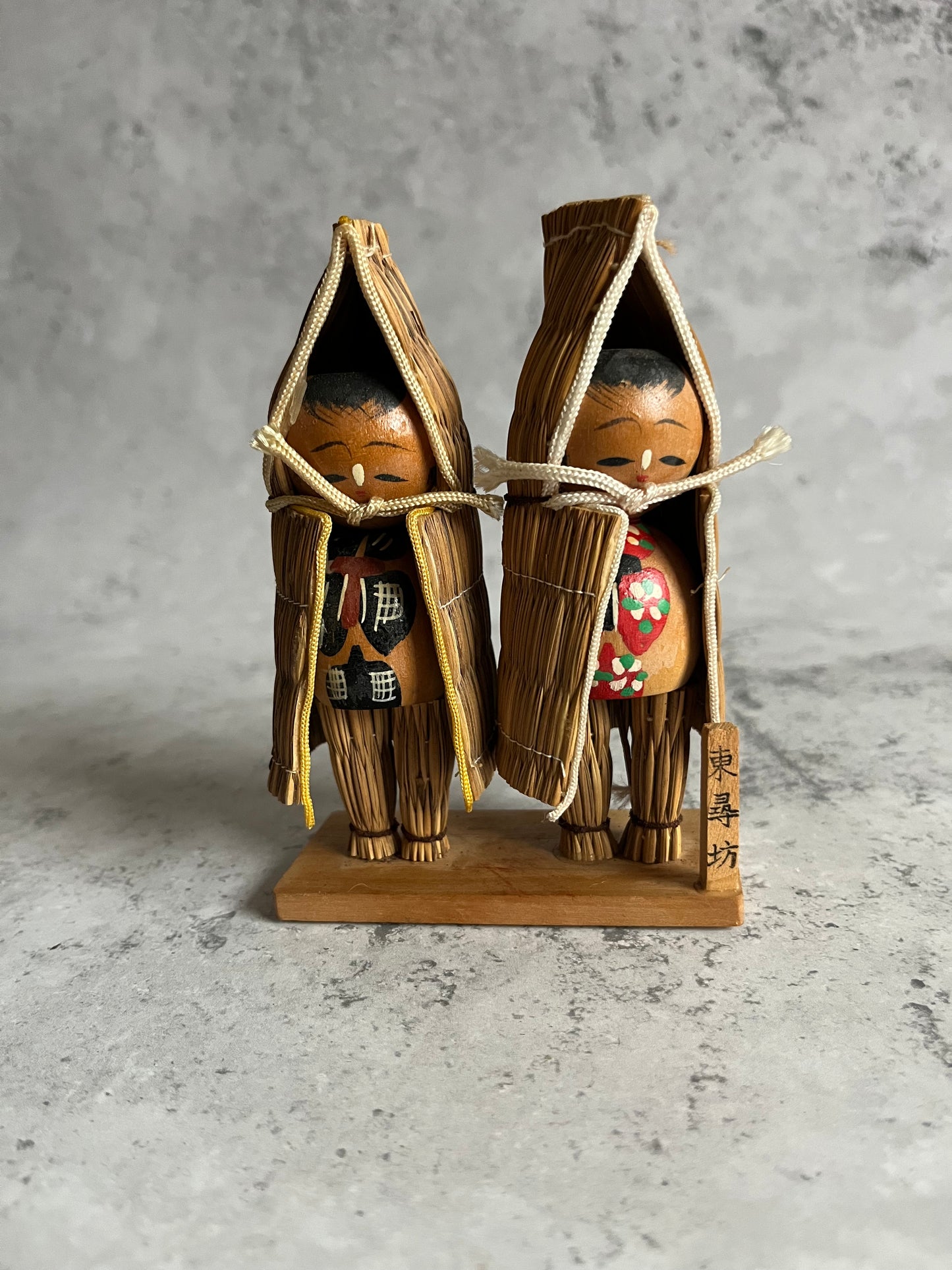 Vintage Yukinko Snow Child Kokeshi Doll Pair With Straw Minomushi Japanese Ornament
