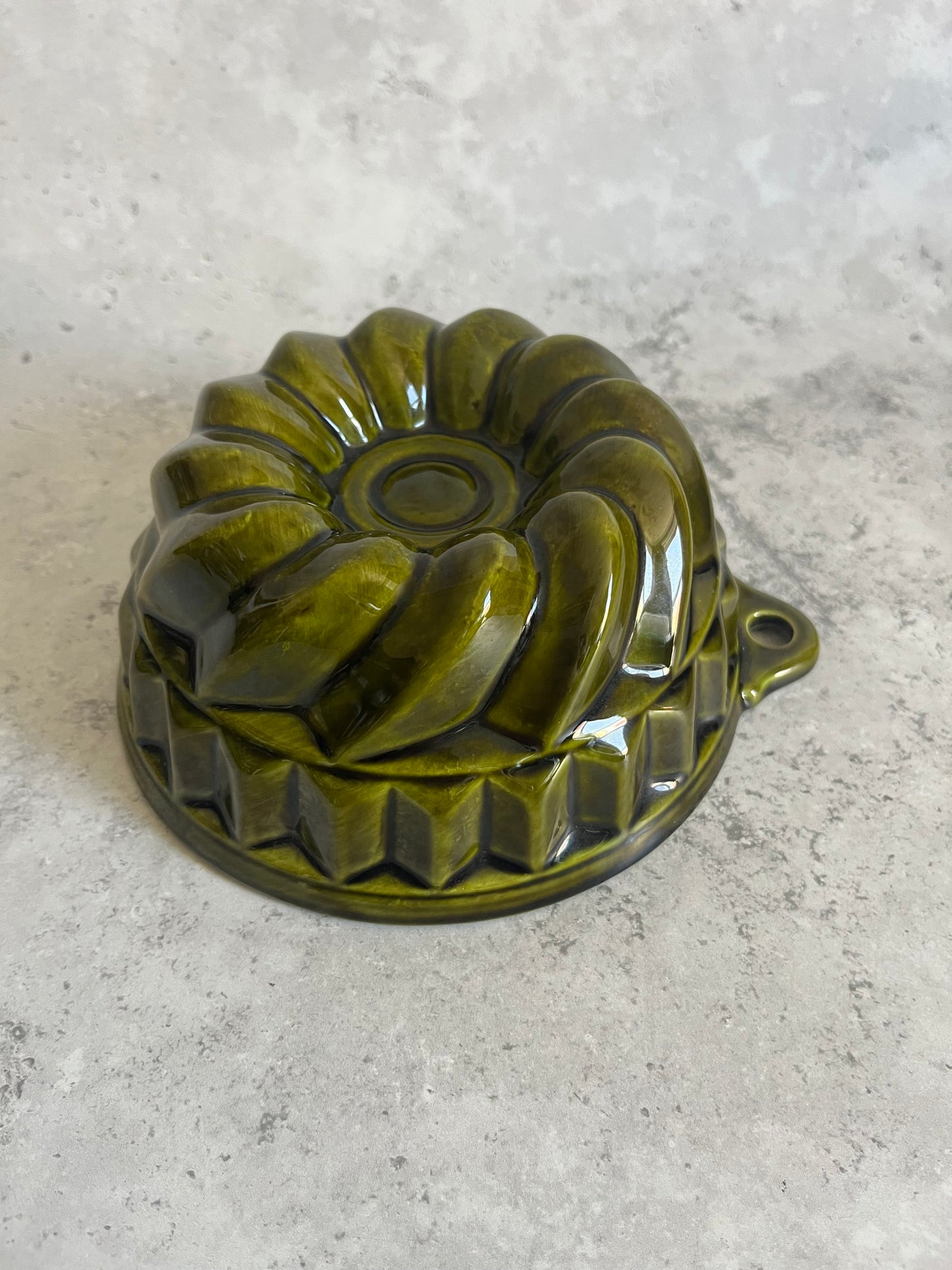 Vintage Green Glazed Ceramic Jelly Mould Wall Hanging Aspic Mould