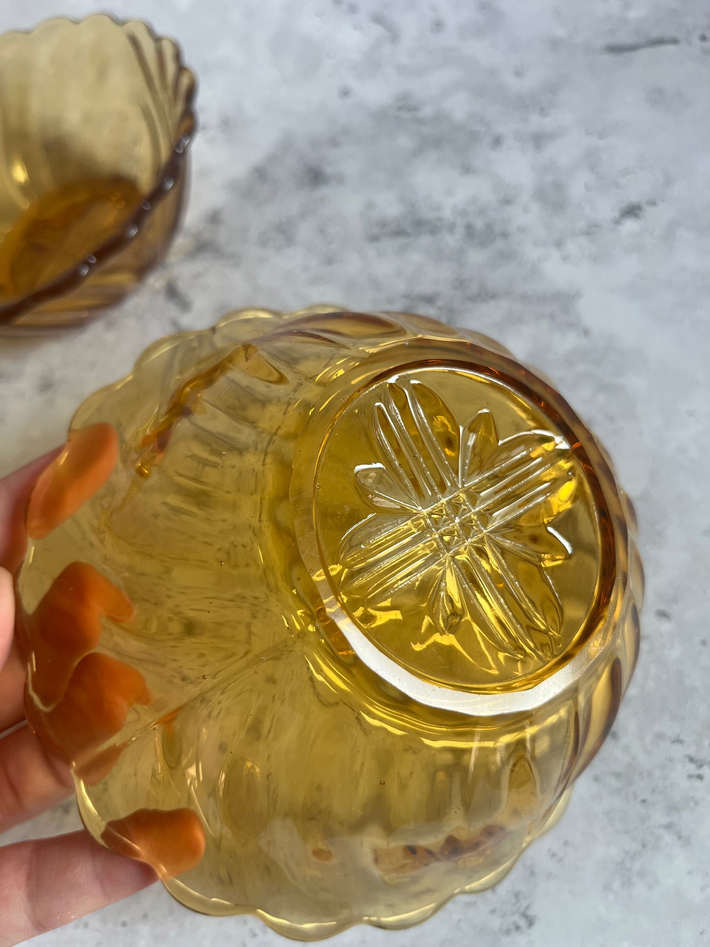 Vintage 1950’s Amber Glass Serving Bowl Set Of 6 Swirl Design