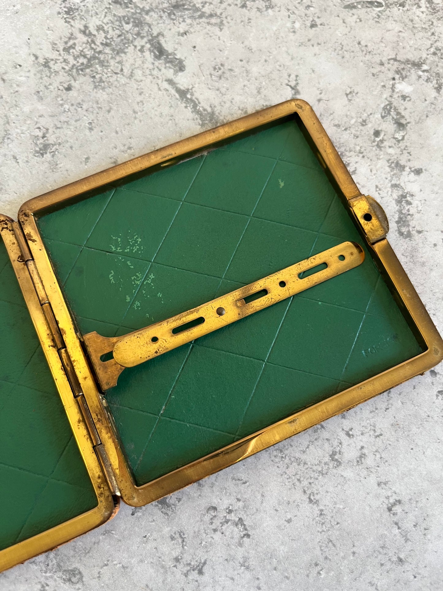 Vintage Brown Leather Cigarette Case Green Gold Tone Interior