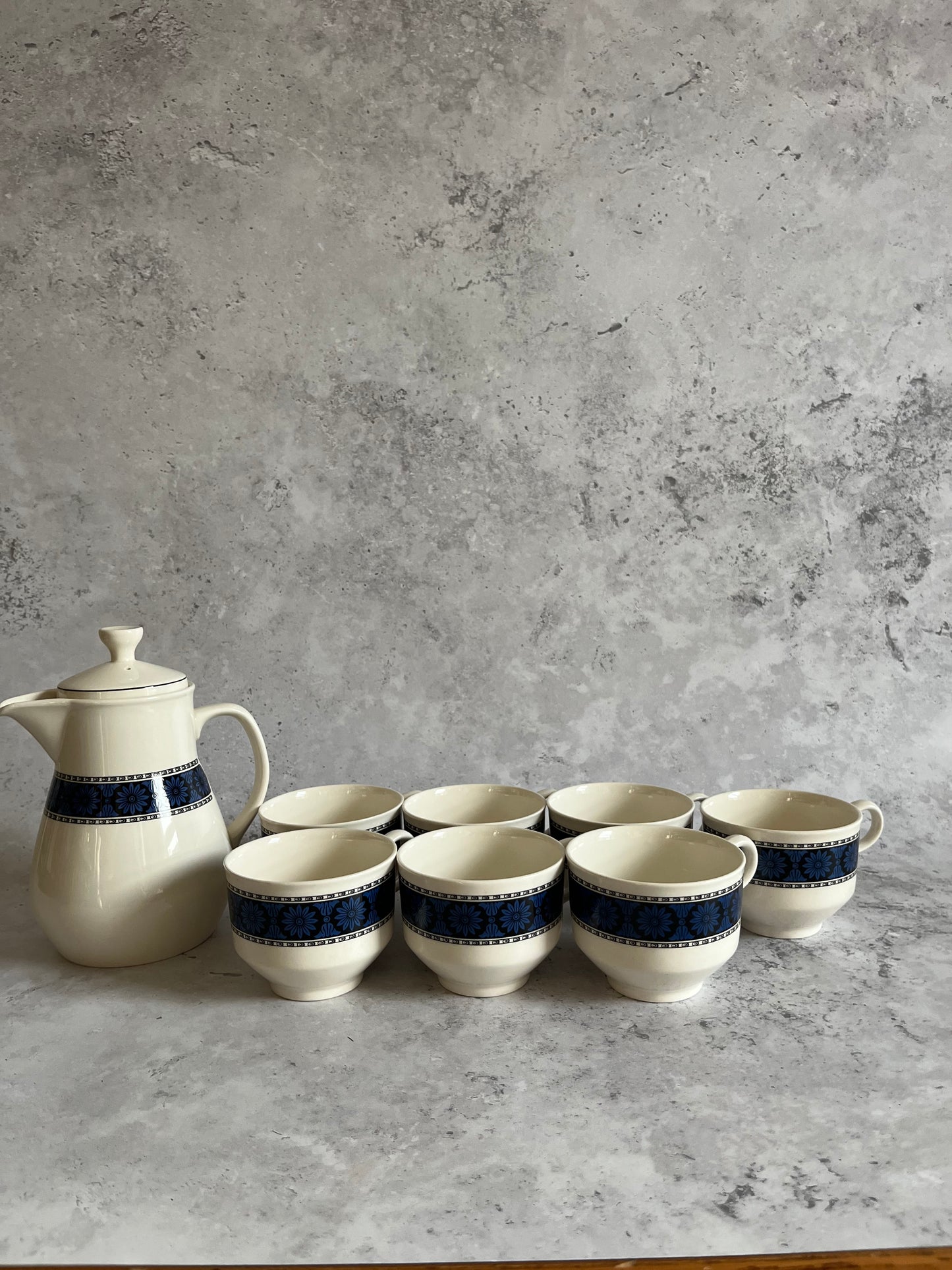 Vintage Wedgwood Tea Set With Coffee Pot & 7 Coffee Cups Argosy Pattern 1960’s Style