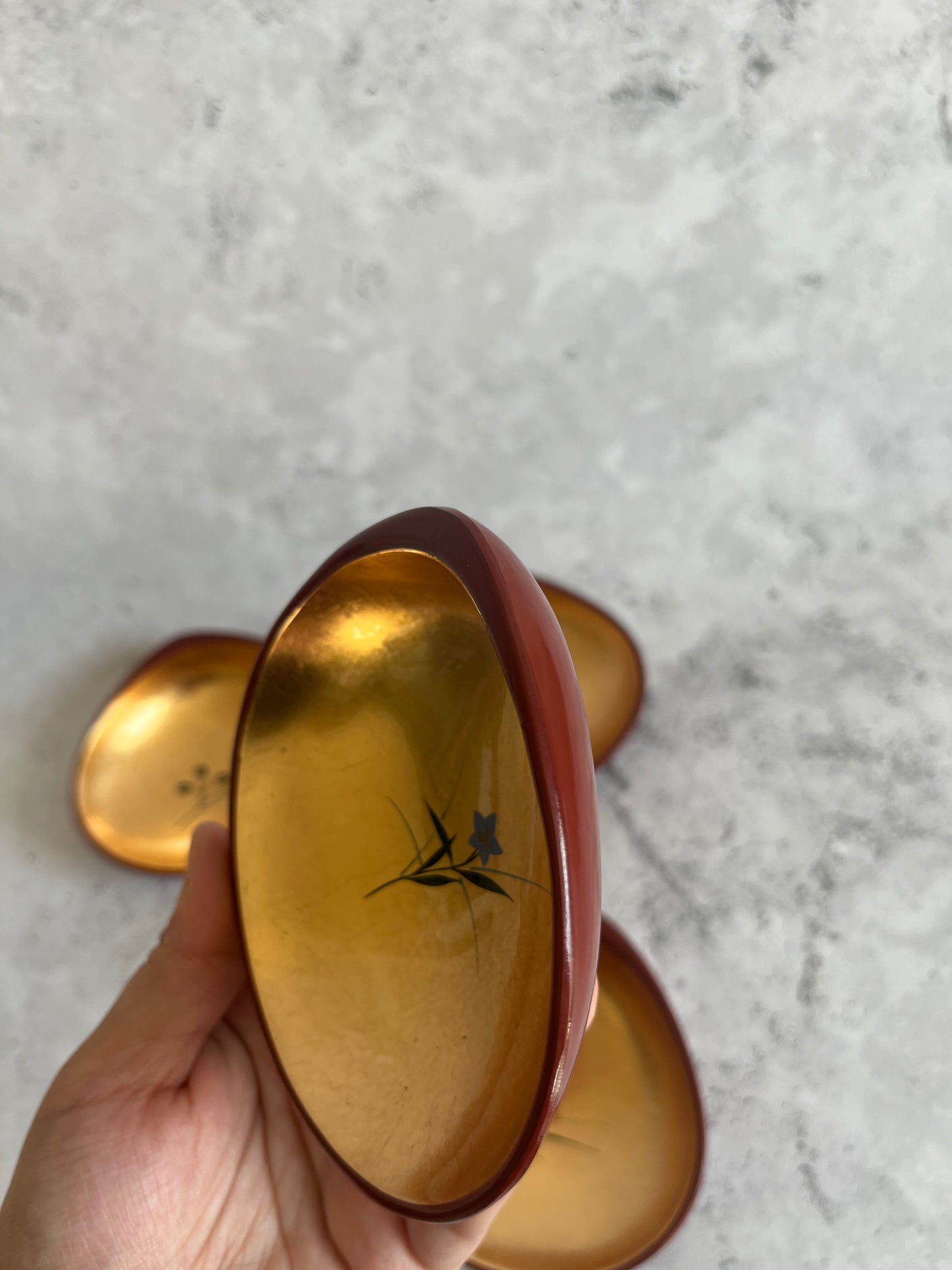 Japanese Set Of 5 Lacquerware Clam Shaped Dishes Handpainted Floral Detail Sweet Dish