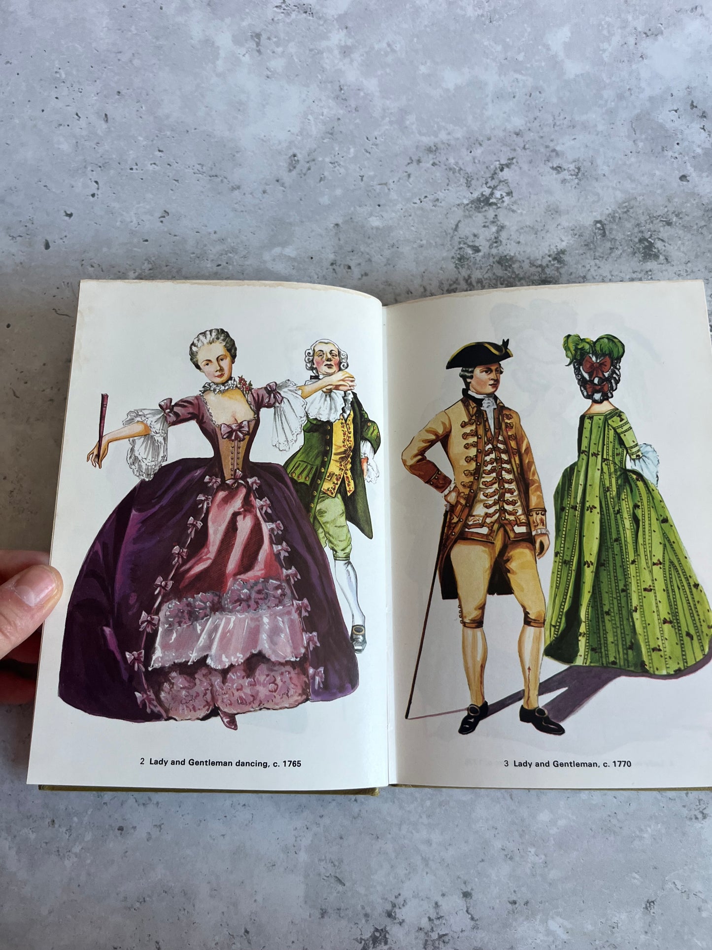 Costume And Fashion In Colour 1760-1920 By Jack Cassin-Scott Hardback Book Fashion History