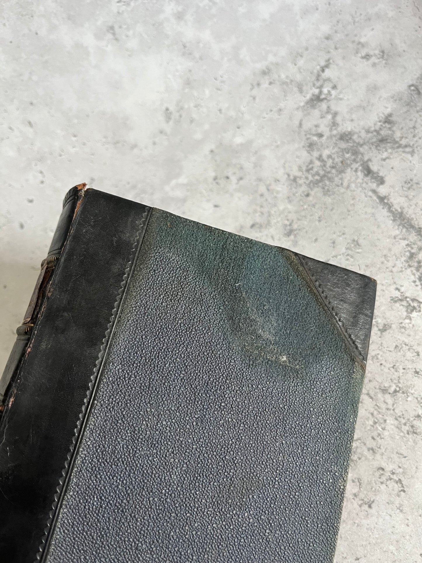 The Pickwick Papers By Charles Dickens Ilustrated Chapman Hall 1868 Edition HB Book