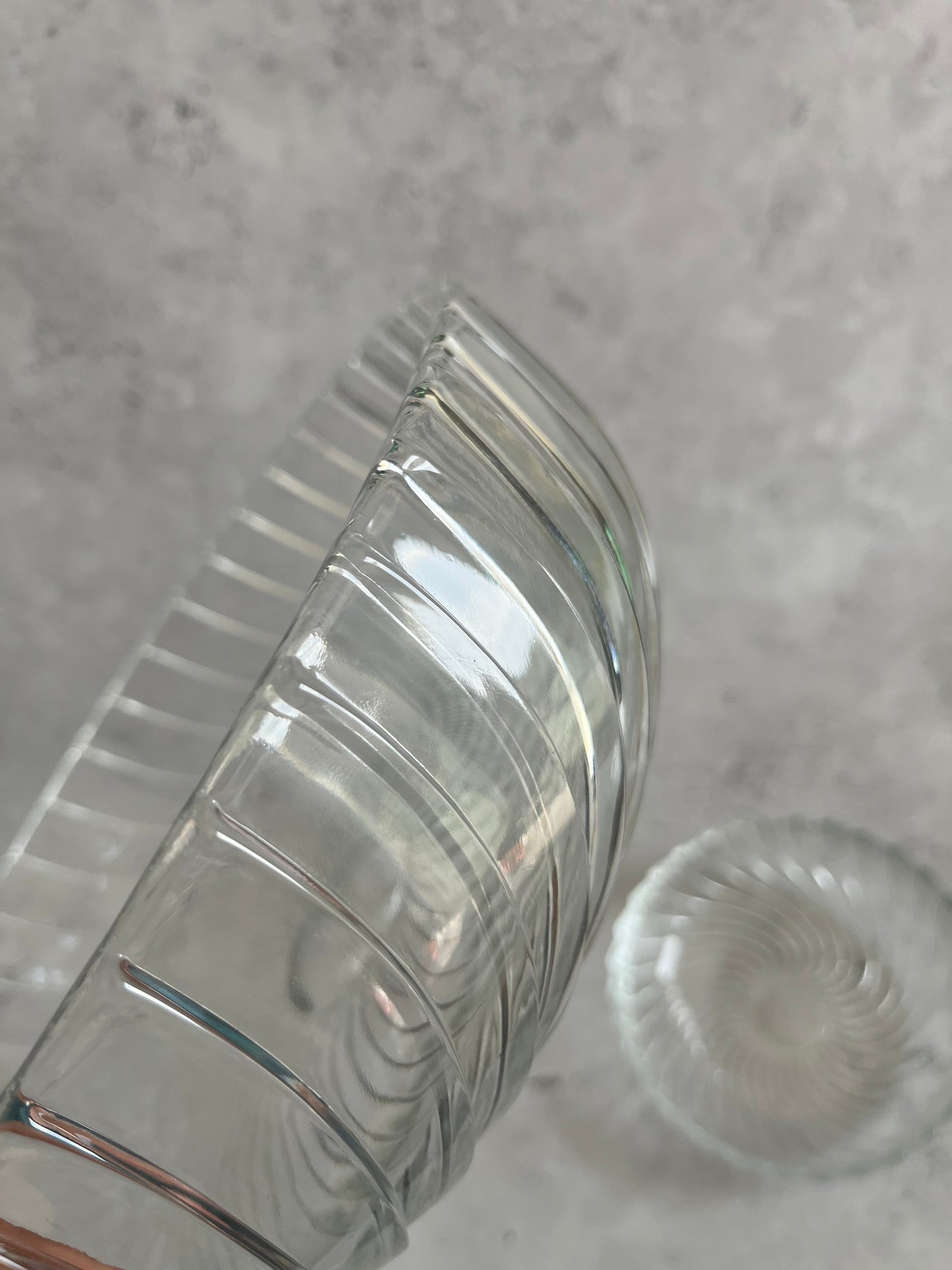 Vintage Clear Glass Spiral Pattern Dessert Bowl Set Of 4 Bowls