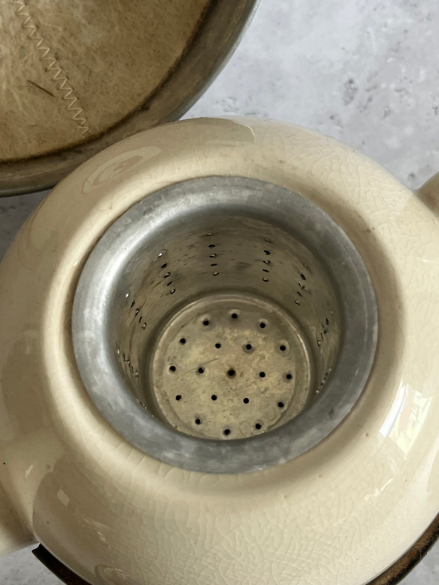 Vintage Everhot Insulated Tea Pot With Pair Of Kosy Kraft Egg Cups Retro 1940’s Style