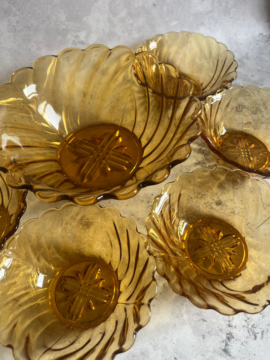 Vintage 1950’s Amber Glass Serving Bowl Set Of 6 Swirl Design